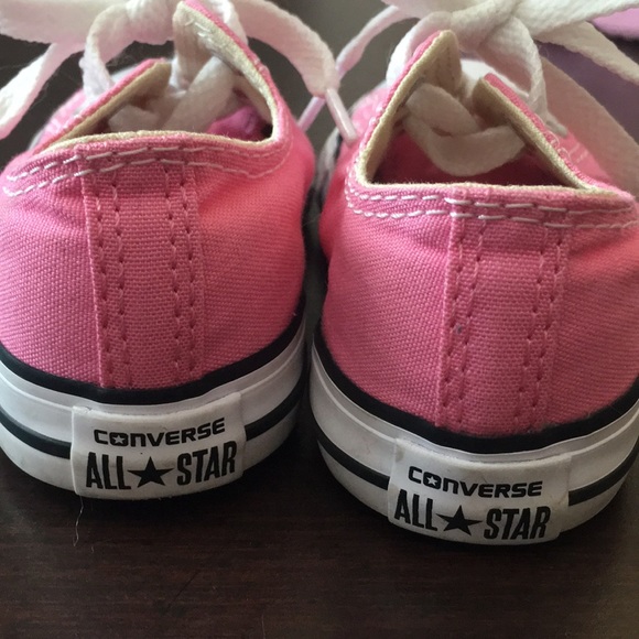 SOLD---Pink converse low tops - Picture 3 of 4